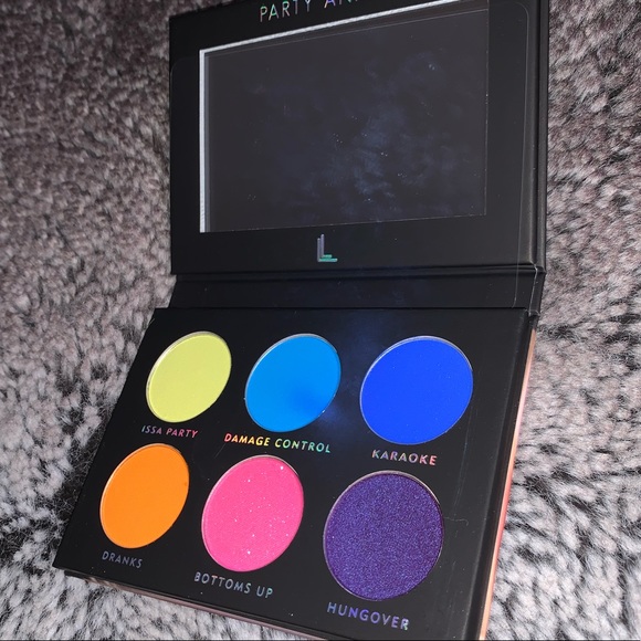 PARTY ANIMAL PRESSED PIGMENT PALETTE - Picture 1 of 6
